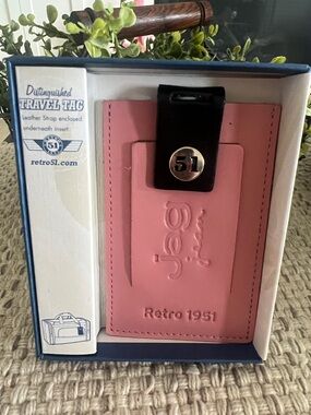Retro 51 Pink Leather Travel Tag